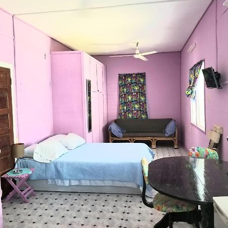 Chapito'S Apartment 1 Caye Caulker Buitenkant foto